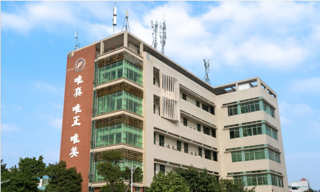 校園環(huán)境